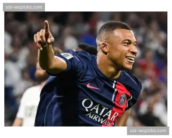 巴黎圣日耳曼发布客战里昂首发预测，新援中场或迎首次先发